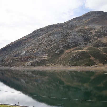 مزرعة للإقامة Montespluga ماديسيمو